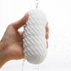 Masturbator „3Dx FLOW“ mit kunstvoller 3D-Reliefstruktur